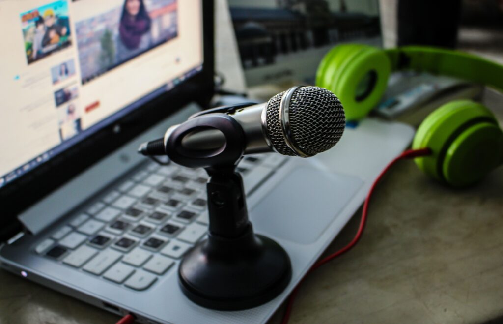 Best AI tools for podcasters including Descript, Riverside, and Adobe Podcast